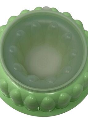 Vintage Tupperware Classic 3-Piece Jello Mold/Ice Ring